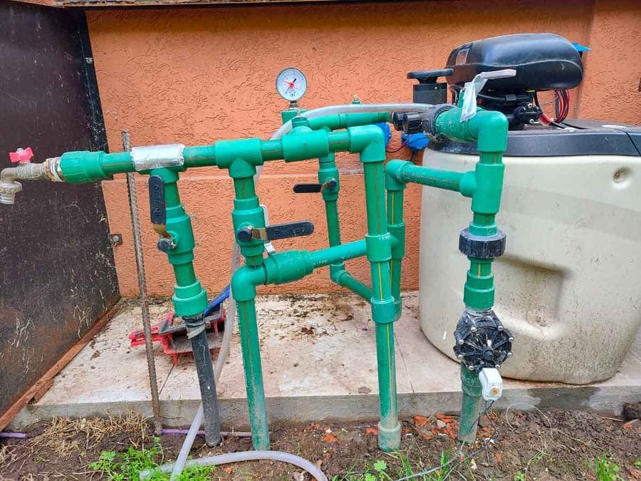 Ablandador para un agua que viene de bomba — foto 2 de 4