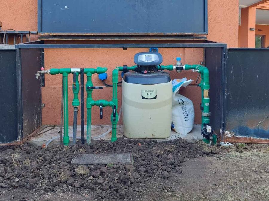 Ablandador para un agua que viene de bomba — foto 4 de 4